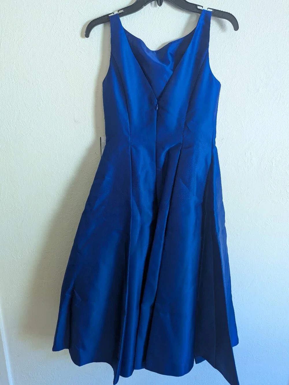 NWT Adrianna Papell Sleeveless Tea Length Dress Women's Size 2